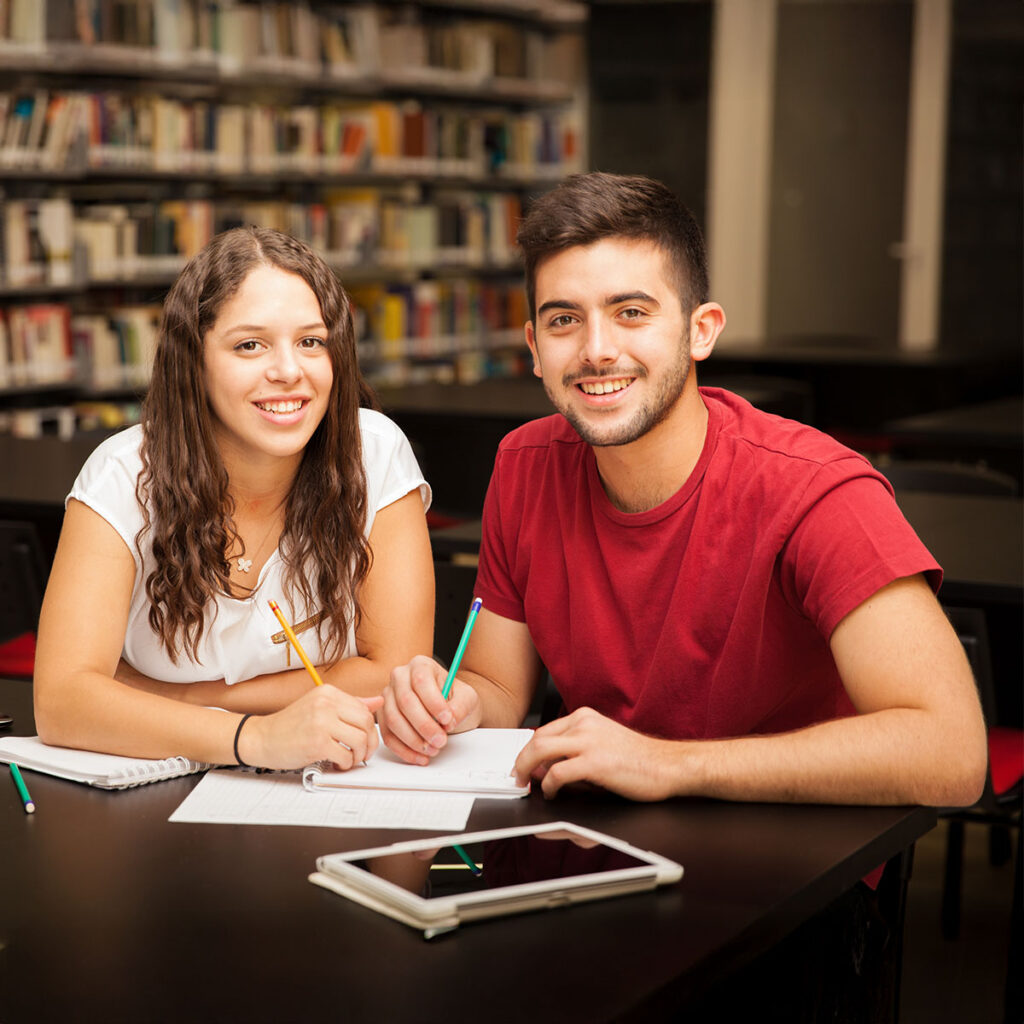 Collegio di Merito Ferrante d'Aragona all'Aquila – residenza universitaria d’eccellenza per studenti meritevoli, con servizi di alta qualità e ambiente internazionale nel cuore del capoluogo abruzzese