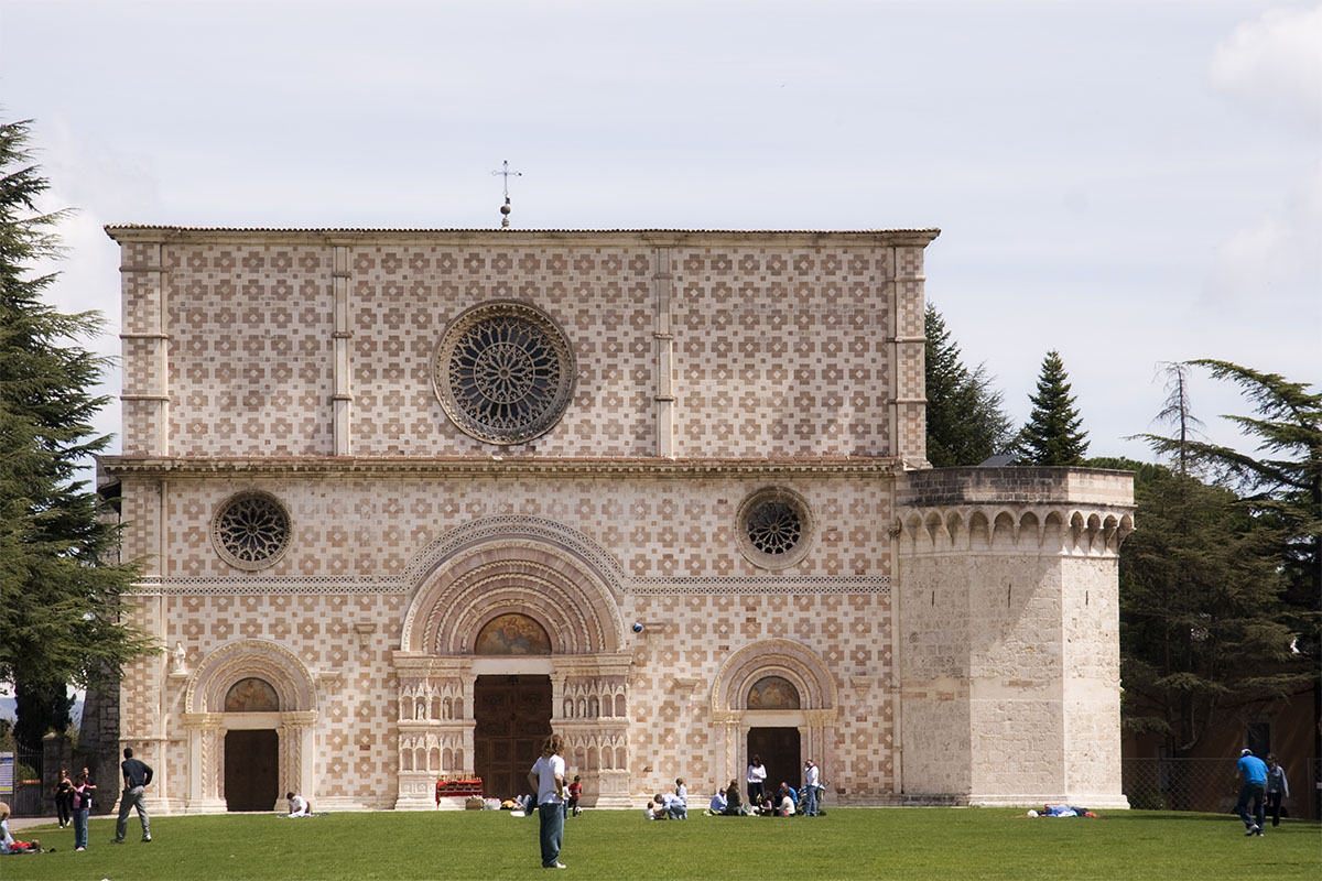 Collegio di Merito Ferrante d'Aragona all'Aquila – residenza universitaria d’eccellenza per studenti meritevoli, con servizi di alta qualità e ambiente internazionale nel cuore del capoluogo abruzzese