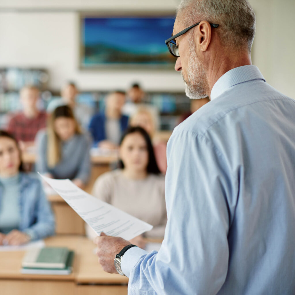 Collegio di Merito Ferrante d'Aragona all'Aquila – residenza universitaria d’eccellenza per studenti meritevoli, con servizi di alta qualità e ambiente internazionale nel cuore del capoluogo abruzzese