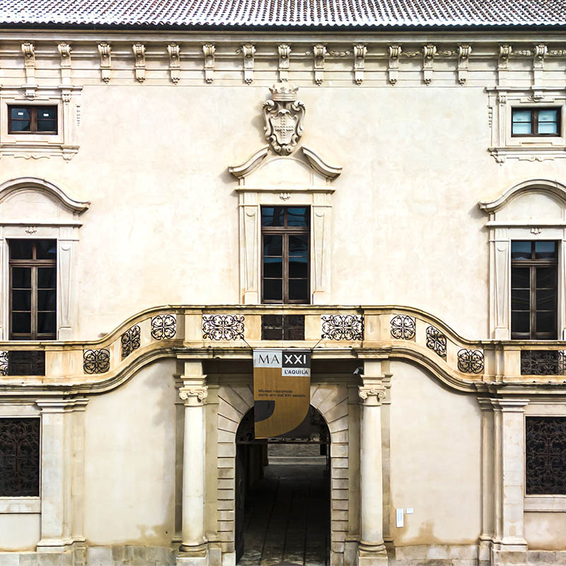 Collegio di Merito Ferrante d'Aragona all'Aquila – residenza universitaria d’eccellenza per studenti meritevoli, con servizi di alta qualità e ambiente internazionale nel cuore del capoluogo abruzzese