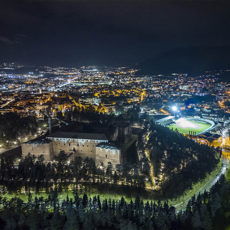 Collegio di Merito Ferrante d'Aragona all'Aquila – residenza universitaria d’eccellenza per studenti meritevoli, con servizi di alta qualità e ambiente internazionale nel cuore del capoluogo abruzzese