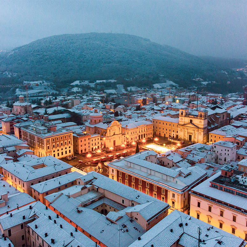 Collegio di Merito Ferrante d'Aragona all'Aquila – residenza universitaria d’eccellenza per studenti meritevoli, con servizi di alta qualità e ambiente internazionale nel cuore del capoluogo abruzzese