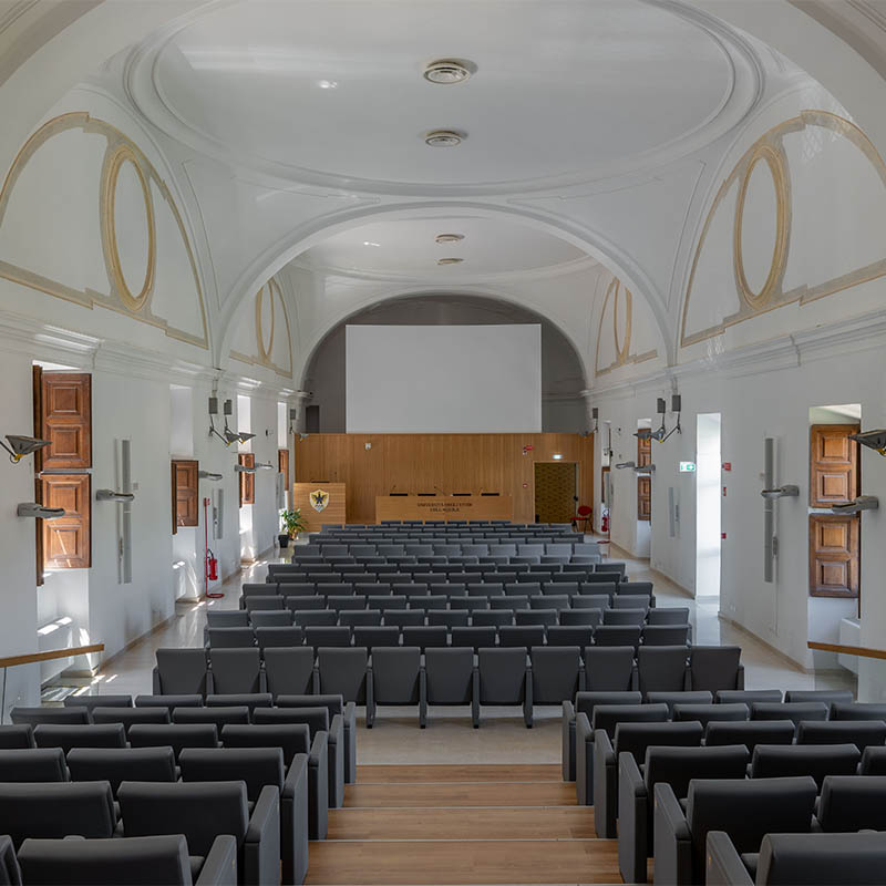 Collegio di Merito Ferrante d'Aragona all'Aquila – residenza universitaria d’eccellenza per studenti meritevoli, con servizi di alta qualità e ambiente internazionale nel cuore del capoluogo abruzzese
